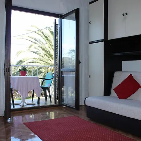 Rada - 150 M From The Sea Apartment