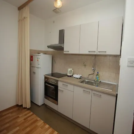 Rada - 150 M From The Sea Apartment *