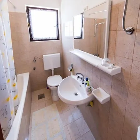 Apartment Rada - 150 M From The Sea